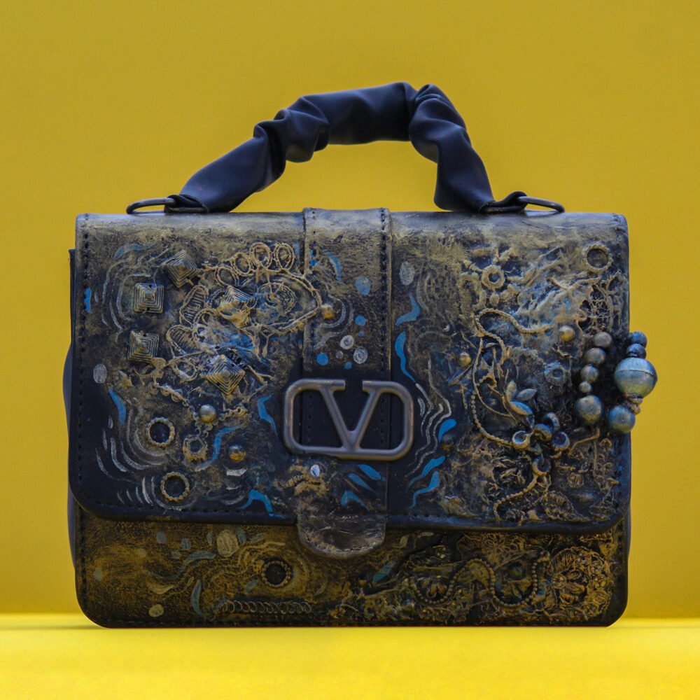 Purse 13 View 1
