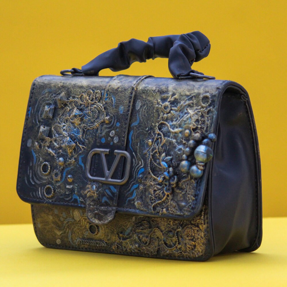 Purse 13 View 3